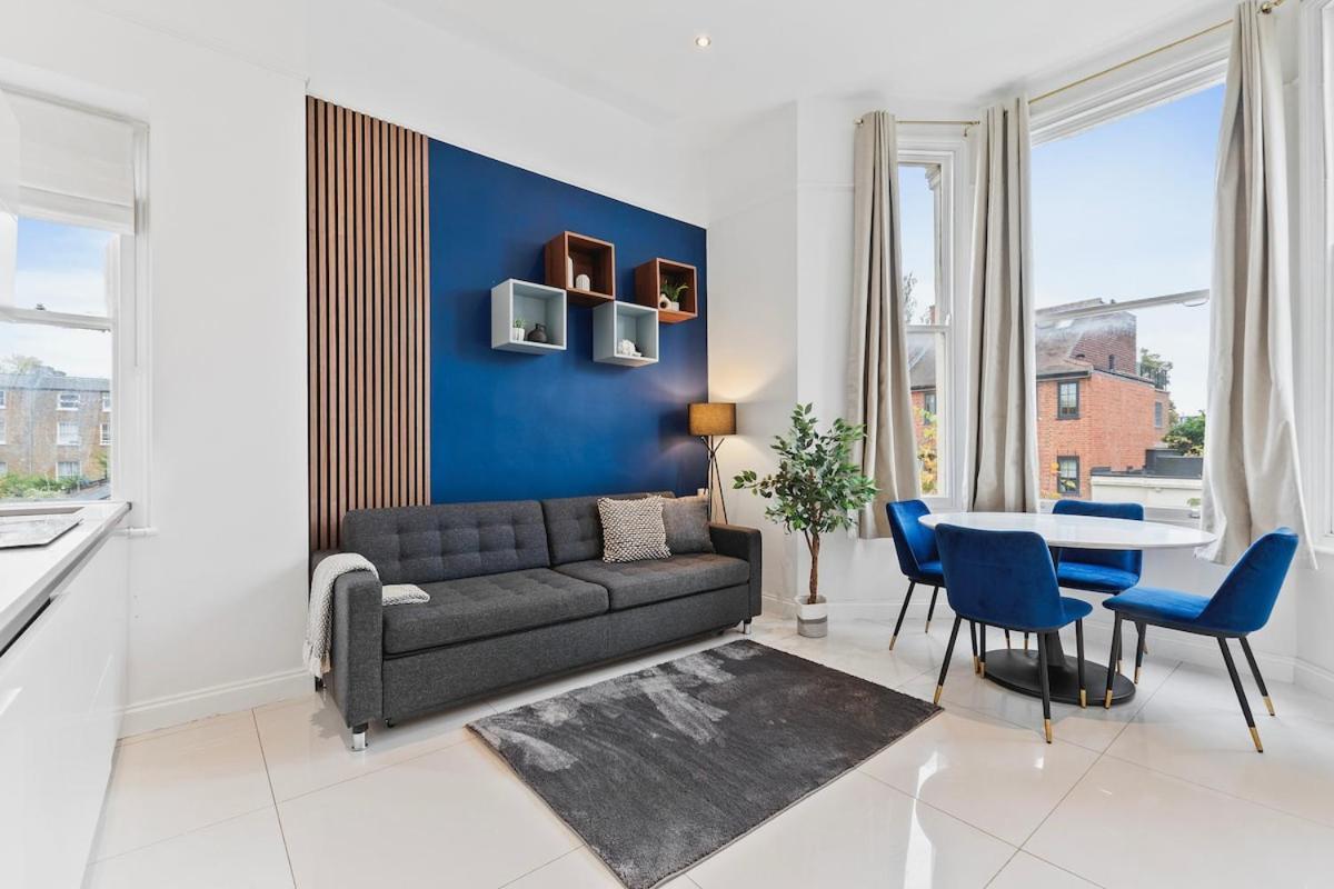 Chic 2 Bed Flat West * Londres